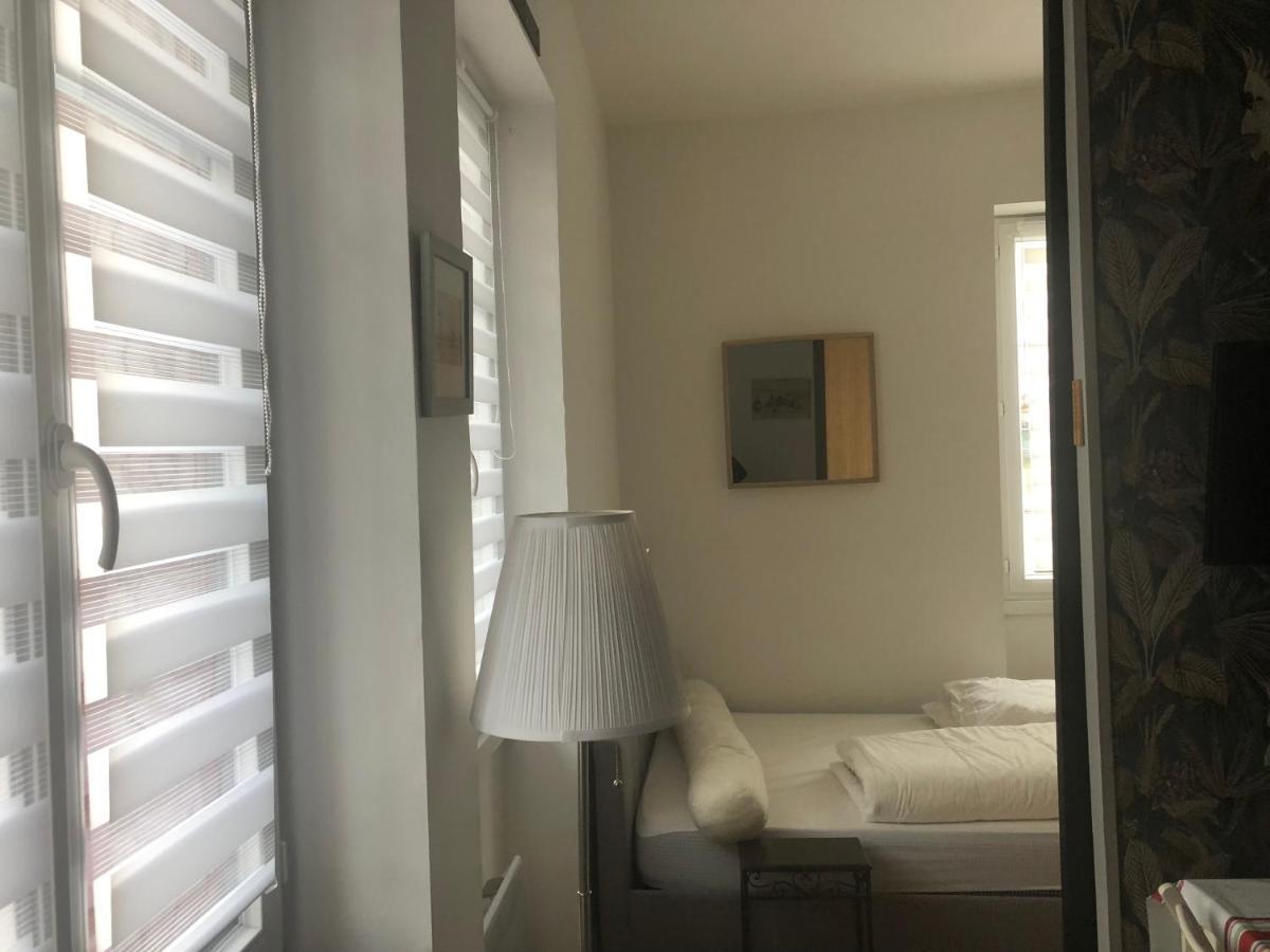 2 Pieces A 300M De La Grande Plage - 2 A 5 Couchages Сен-Жан-де-Люз Экстерьер фото